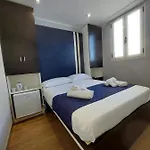 La Stanza Sul Porto Di Amalfi Camera Piccina Piccina Con Bagno Privato E Terrazzino Vista Mare