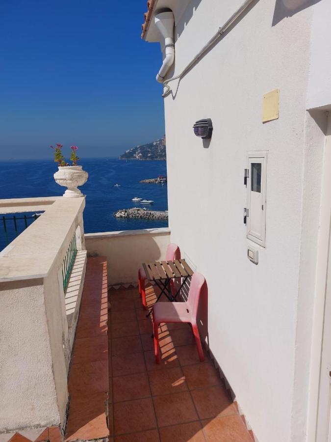 Gasthof La Stanza Sul Porto Di Piccina Piccina Con Bagno Privato E Terrazzino Vista Mare