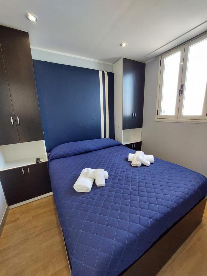 La Stanza Sul Porto Di Piccina Piccina Con Bagno Privato E Terrazzino Vista Mare Gasthof *